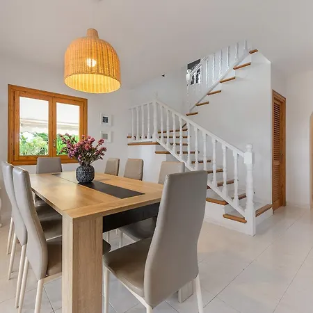 Kiku Ibiza: Excellent Location Refurbished