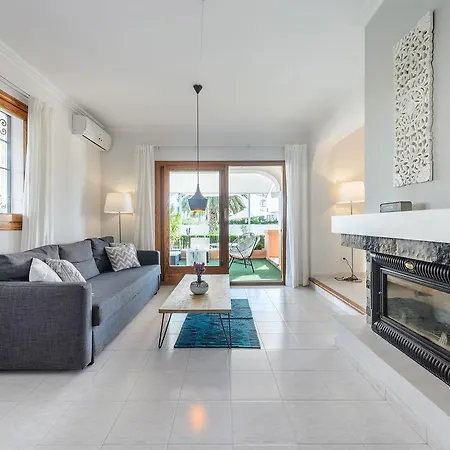 Kiku Ibiza: Excellent Location Refurbished Holiday home